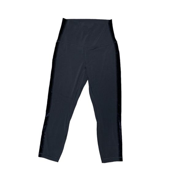 Lululemon, Women’s Black Align Super High Rise Crop Velvet Leggings, Size 8 - Picture 1 of 11
